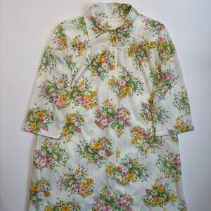 Vintage 1970’s Full Snap Double Knit Robe / Mumu